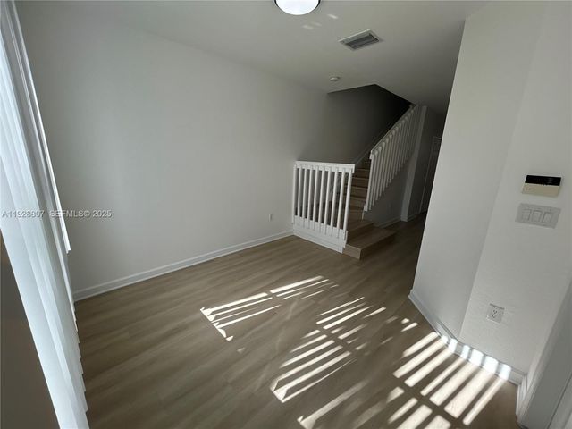 230 SE 29th Ave 11, Homestead, FL 33033