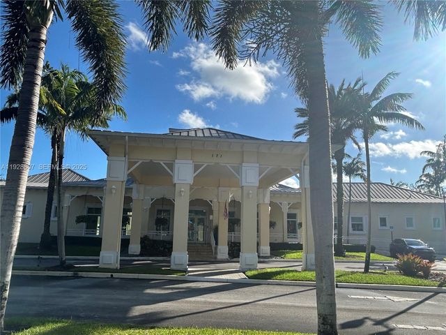 230 SE 29th Ave 11, Homestead, FL 33033