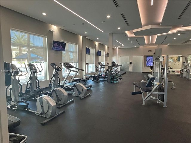 230 SE 29th Ave 11, Homestead, FL 33033