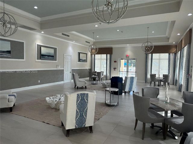 230 SE 29th Ave 11, Homestead, FL 33033