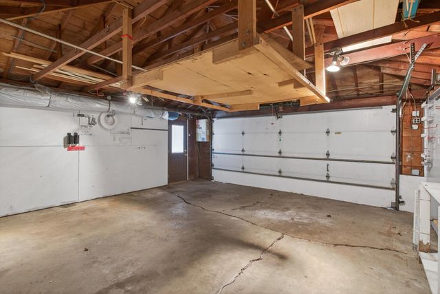 1502 Sherren Avenue E, Maplewood, MN 55109