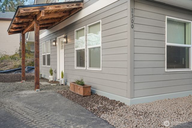 2300 Kelso Drive, Kelso, WA 98626