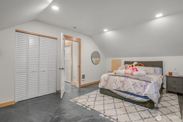 2300 Kelso Drive, Kelso, WA 98626