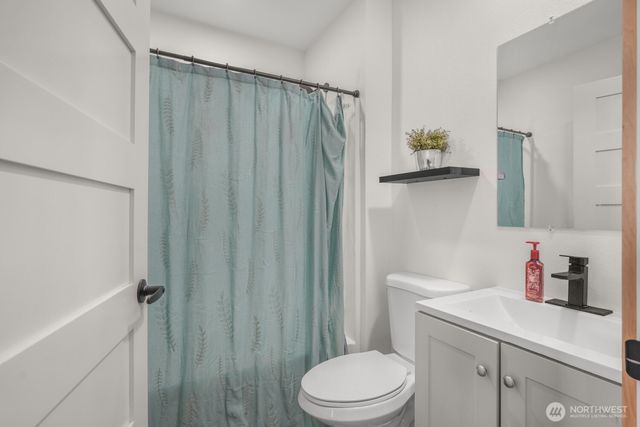 2300 Kelso Drive, Kelso, WA 98626