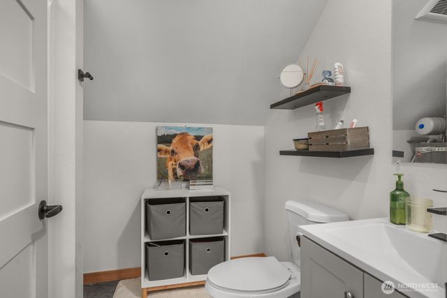 2300 Kelso Drive, Kelso, WA 98626