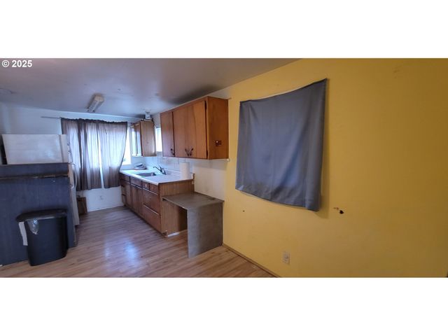 160 IOWA St, Eugene, OR 97402