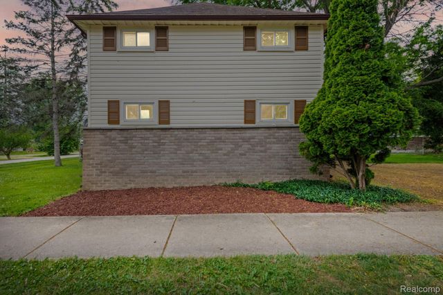 7993 CHURCH Road, Grosse Ile Township, MI 48138