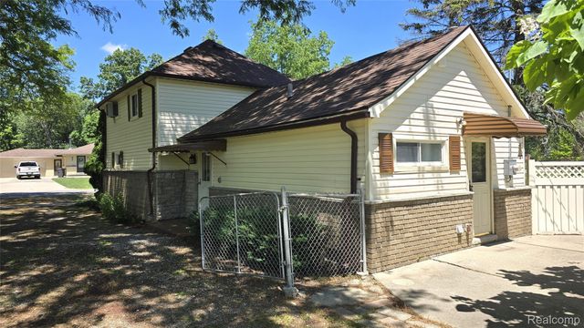 7993 CHURCH Road, Grosse Ile Township, MI 48138