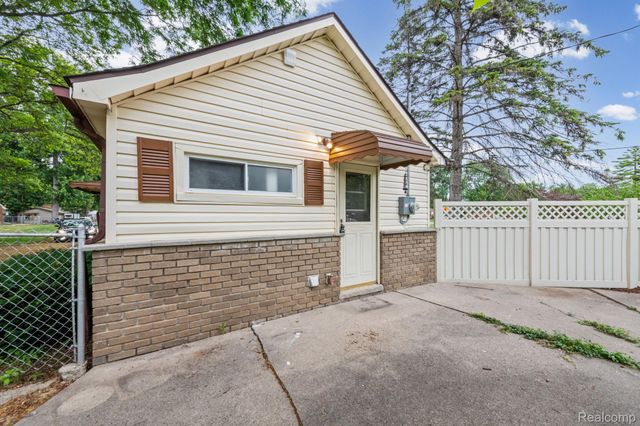 7993 CHURCH Road, Grosse Ile Township, MI 48138