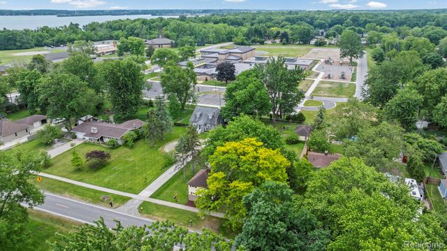 7993 CHURCH Road, Grosse Ile Township, MI 48138