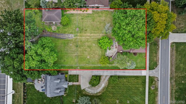 7993 CHURCH Road, Grosse Ile Township, MI 48138