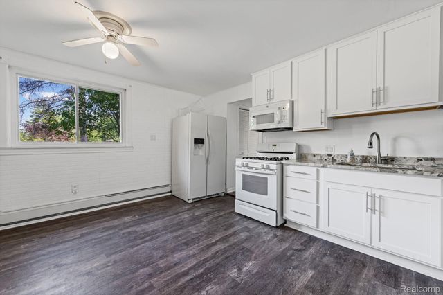 7993 CHURCH Road, Grosse Ile Township, MI 48138