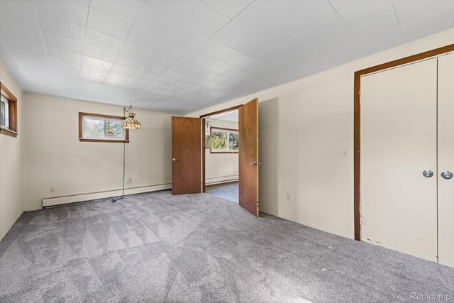 7993 CHURCH Road, Grosse Ile Township, MI 48138