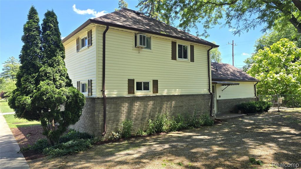 7993 CHURCH Road, Grosse Ile Township, MI 48138