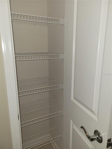 7905 N SEMINOLE BOULEVARD 3404, Seminole, FL 33772