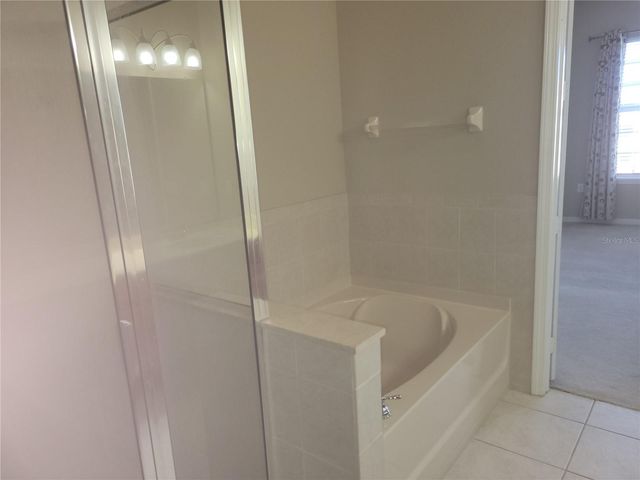 7905 N SEMINOLE BOULEVARD 3404, Seminole, FL 33772