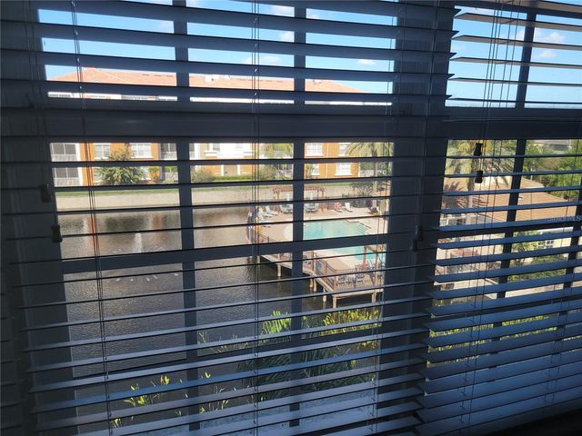 7905 N SEMINOLE BOULEVARD 3404, Seminole, FL 33772