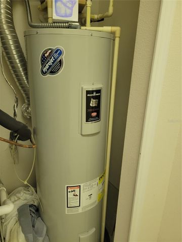 7905 N SEMINOLE BOULEVARD 3404, Seminole, FL 33772