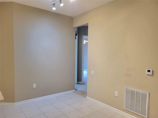 7905 N SEMINOLE BOULEVARD 3404, Seminole, FL 33772