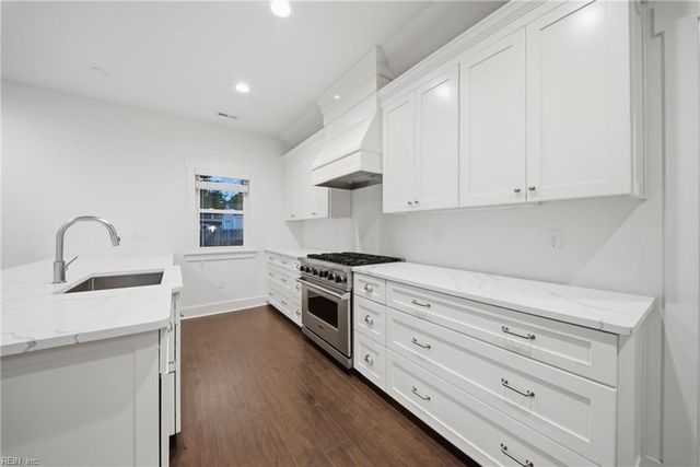 752 Victor RD, Virginia Beach, VA 23454