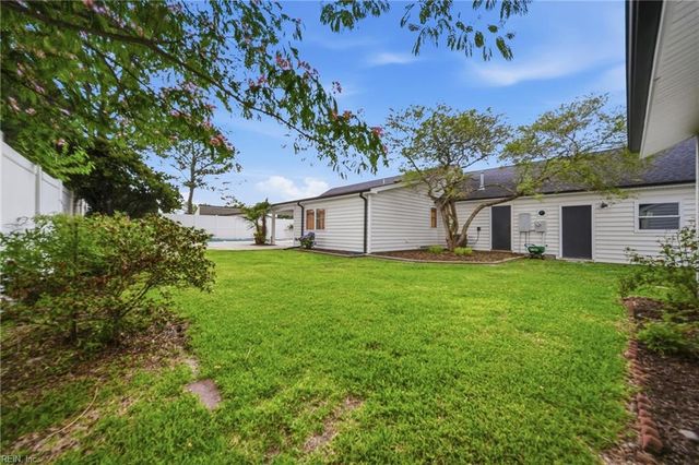 752 Victor RD, Virginia Beach, VA 23454