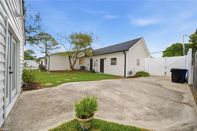 752 Victor RD, Virginia Beach, VA 23454