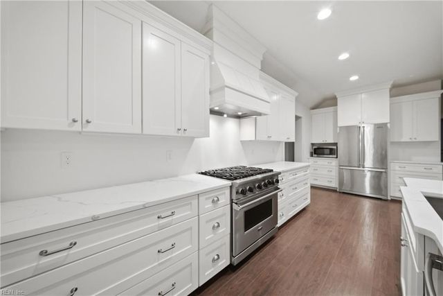 752 Victor RD, Virginia Beach, VA 23454