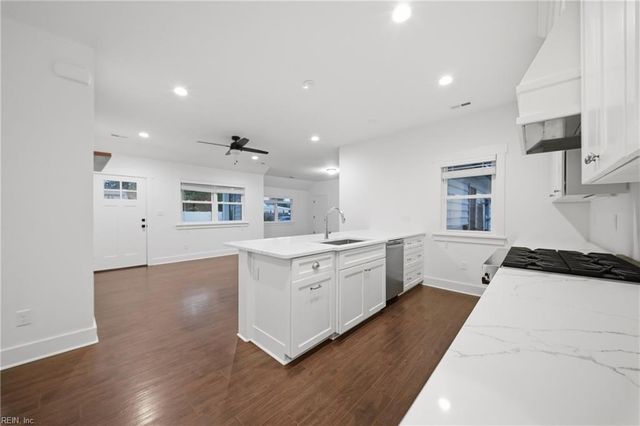 752 Victor RD, Virginia Beach, VA 23454