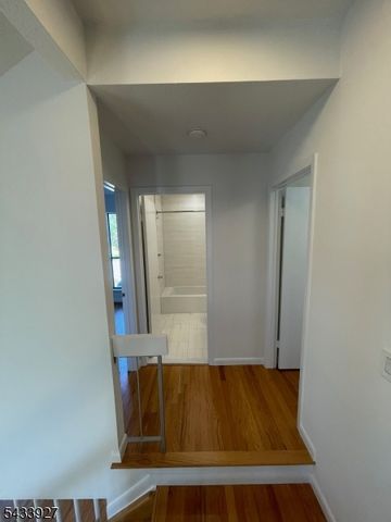 73 Linda Ln, Edison Twp., NJ 08820