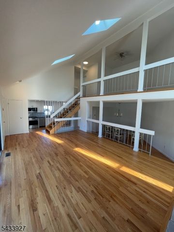 73 Linda Ln, Edison Twp., NJ 08820