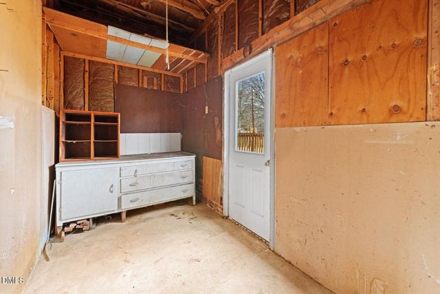 2421 Lacy Street, Burlington, NC 27215