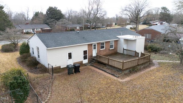 2421 Lacy Street, Burlington, NC 27215