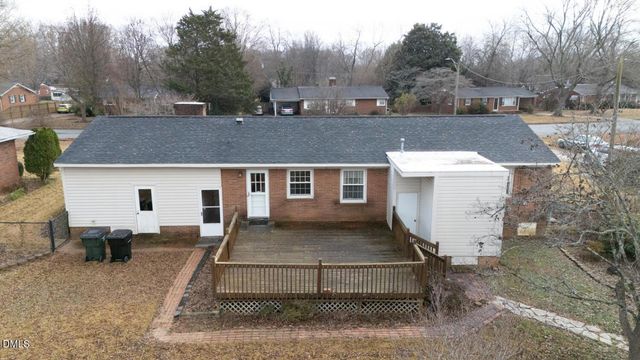 2421 Lacy Street, Burlington, NC 27215