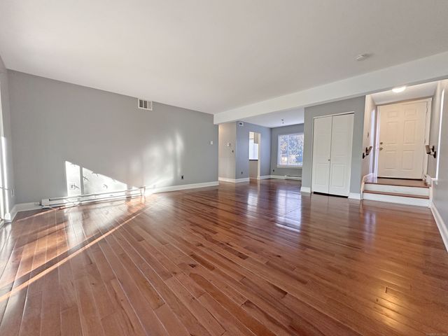 109 Candlewood Drive 109, South Windsor, CT 06074