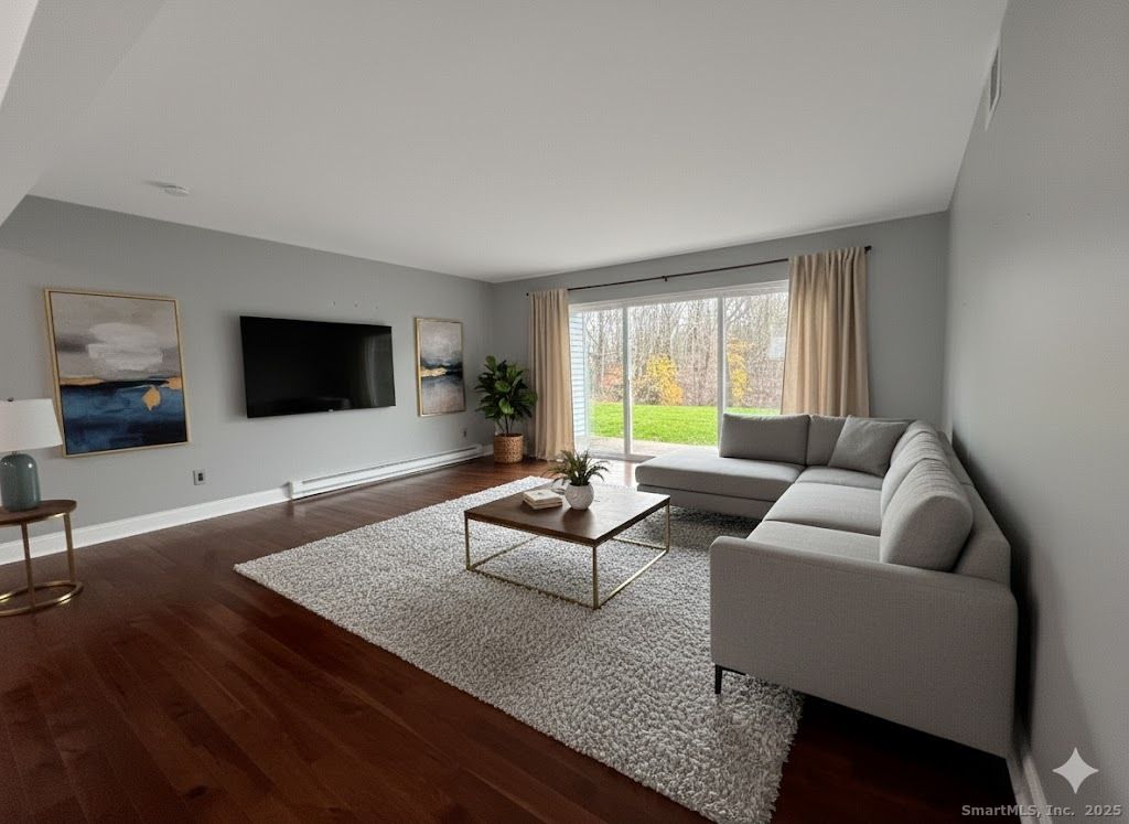 109 Candlewood Drive 109, South Windsor, CT 06074