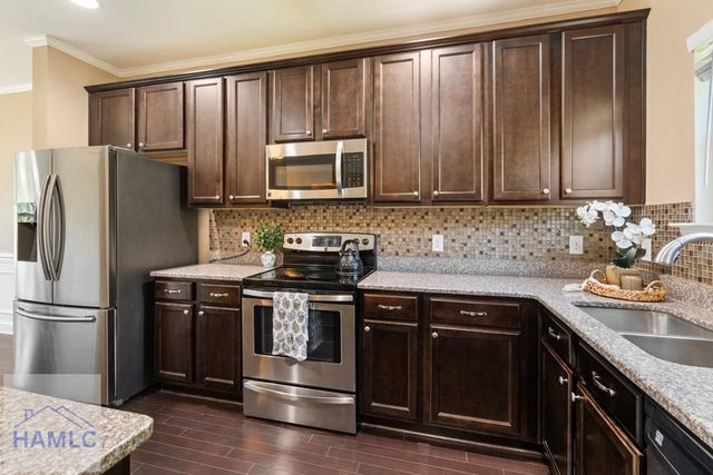 127 Waverly Lane, Richmond Hill, GA 31324