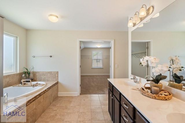 127 Waverly Lane, Richmond Hill, GA 31324