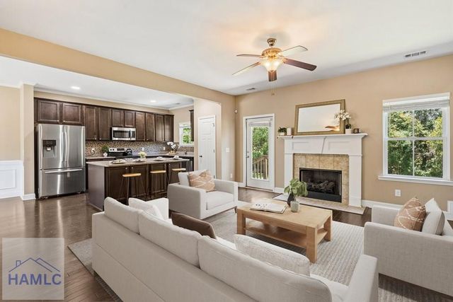 127 Waverly Lane, Richmond Hill, GA 31324