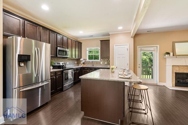 127 Waverly Lane, Richmond Hill, GA 31324