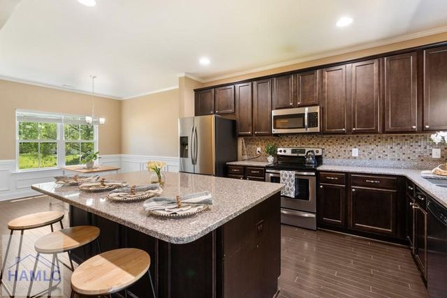 127 Waverly Lane, Richmond Hill, GA 31324