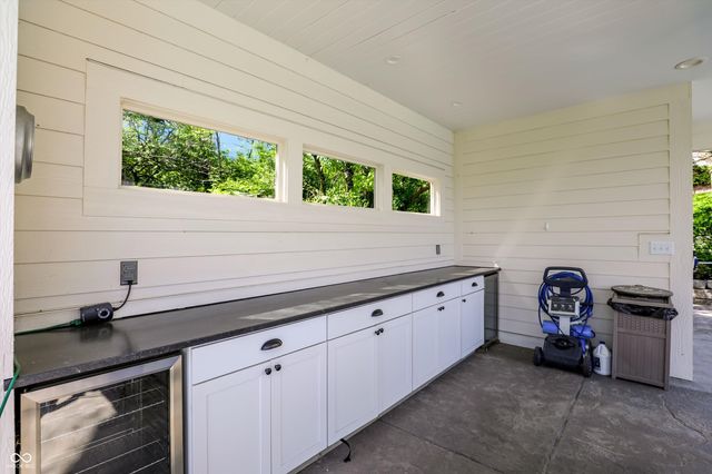 10511 E 116th Street, Fishers, IN 46037