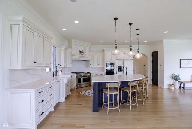 10511 E 116th Street, Fishers, IN 46037