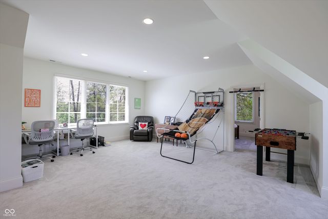 10511 E 116th Street, Fishers, IN 46037