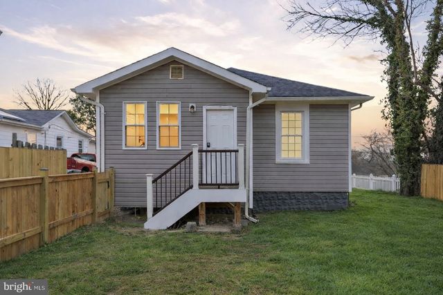 1126 JANSEN AVE, Capitol Heights, MD 20743