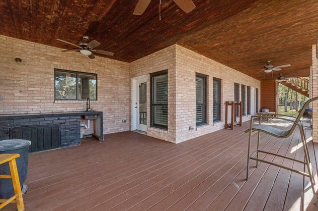 22405 Augusta Lane, Huntsville, TX 77340