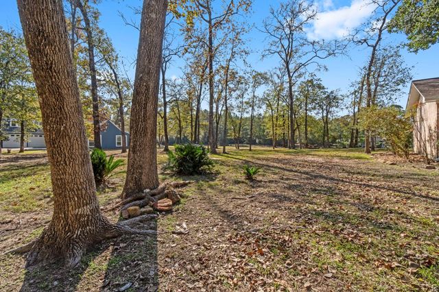 22405 Augusta Lane, Huntsville, TX 77340