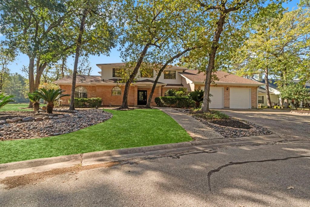 22405 Augusta Lane, Huntsville, TX 77340