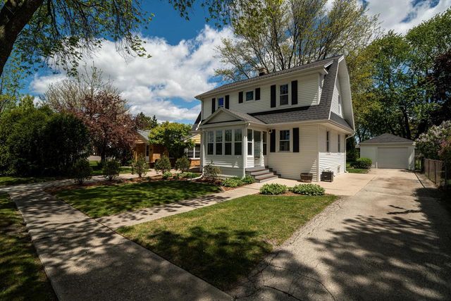 610 99th STREET, Wauwatosa, WI 53226