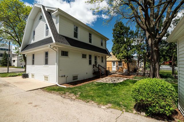 610 99th STREET, Wauwatosa, WI 53226