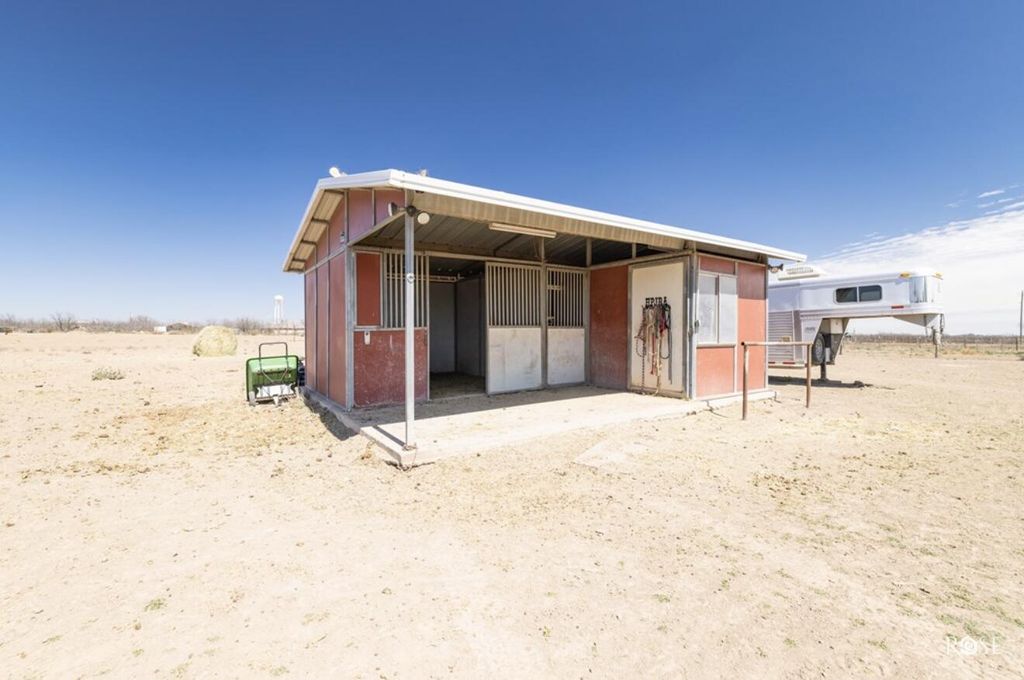 Image 18 of property listing at 12846 Dove Creek Lane, San Angelo, TX 76904